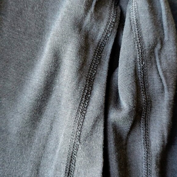 Tracksmith Women's Black Turtleneck Long Sleeve Top large - Picture 5 of 9